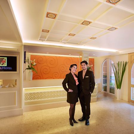 La Petite Salil Sukhumvit Thonglor 1 Hotel Bangkok Exterior foto