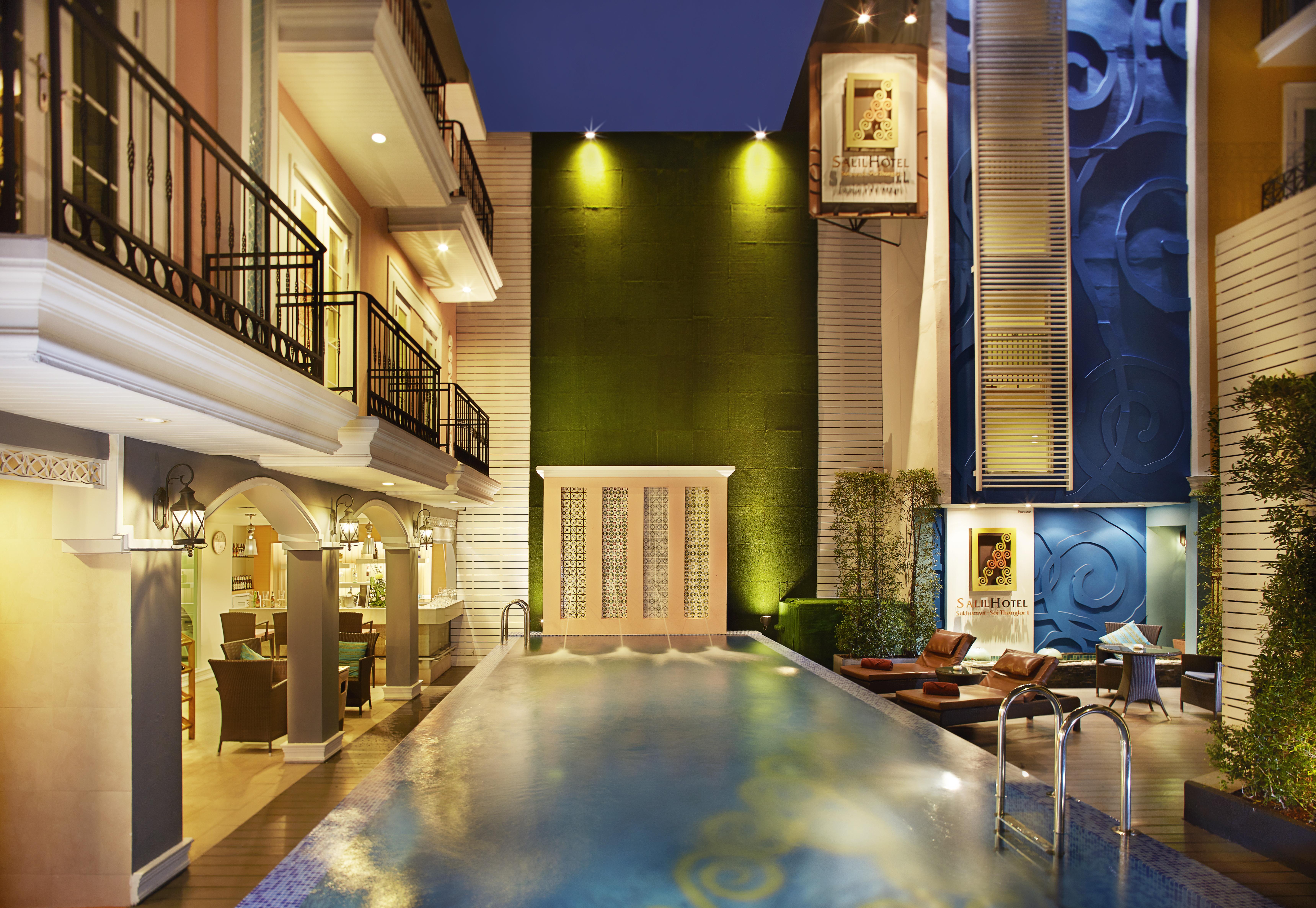 La Petite Salil Sukhumvit Thonglor 1 Hotel Bangkok Exterior foto