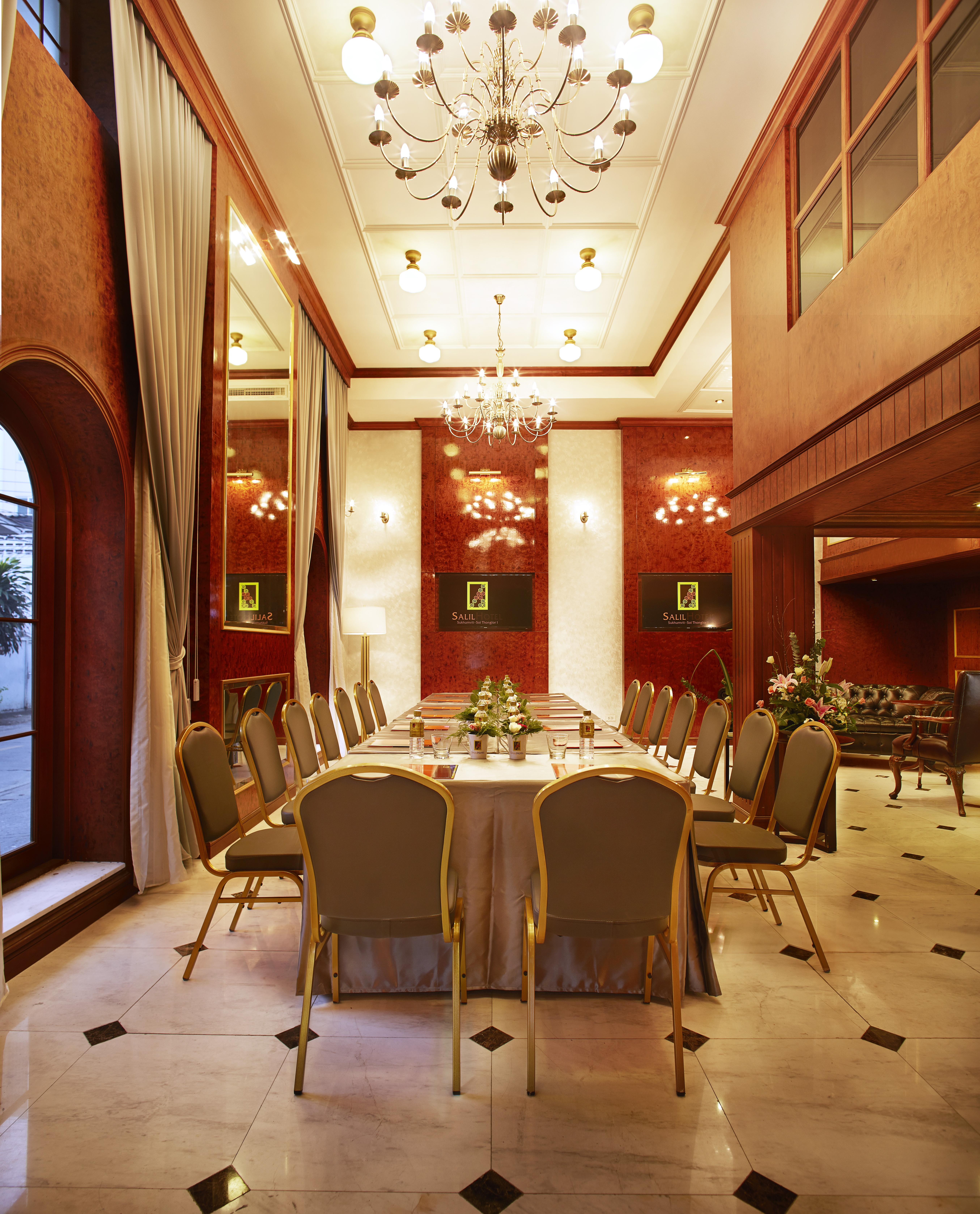 La Petite Salil Sukhumvit Thonglor 1 Hotel Bangkok Exterior foto